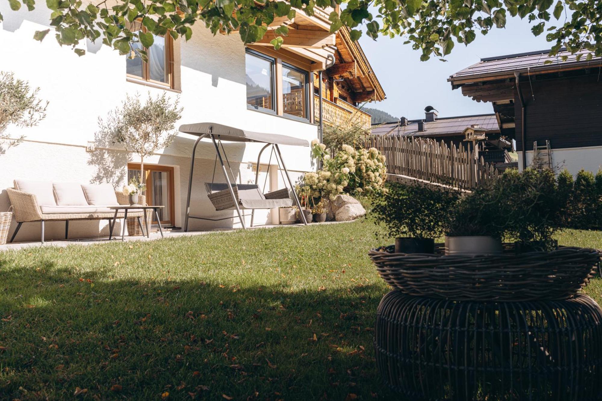 Haus Spieleck Bed & Breakfast 4*